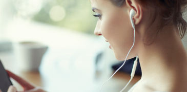 Digital audio listener.